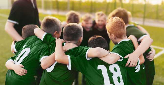 Should kids play multiple sports or specialize in one sport? image